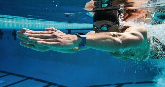 Fitbit-Ionic-review-design-swimming-usafitnesstracker.com